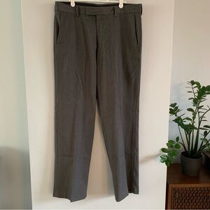 Kenneth Cole Dress Pants Trousers Gray Flat Front Mens Size 34 x 30 Straight Leg